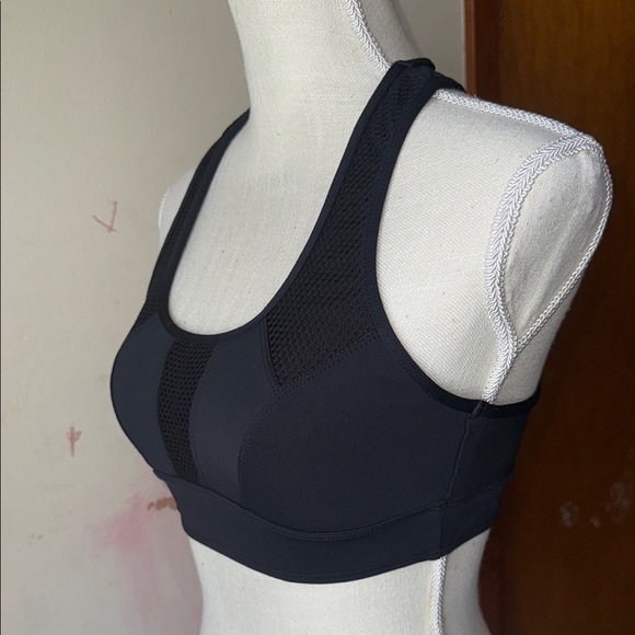 Women's Black Sports Bra - Picture 3 of 6